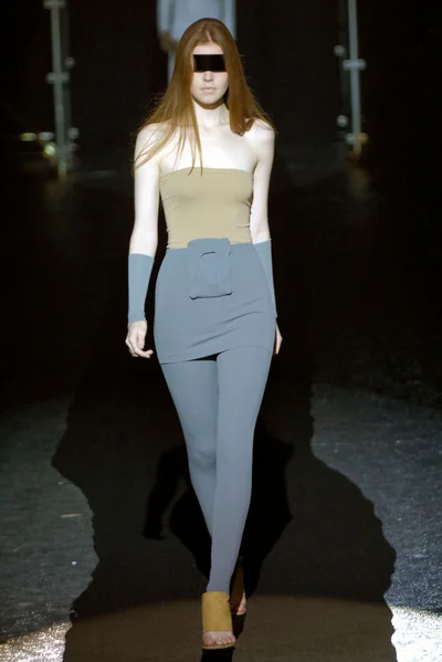 Look 13